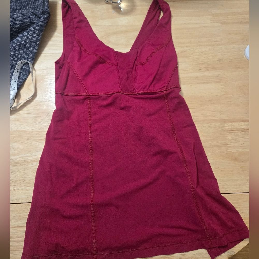 lululemon 2 Piece Bundle Capri And Tank - Picture 10 of 11